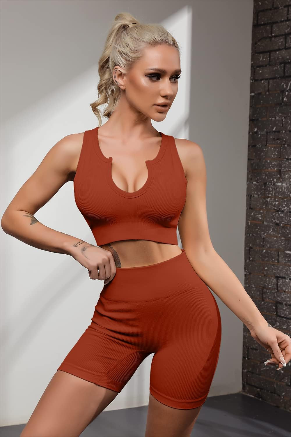 Women's Stretchy Yoga Shorts and Sports Bra 2-Piece Outfit